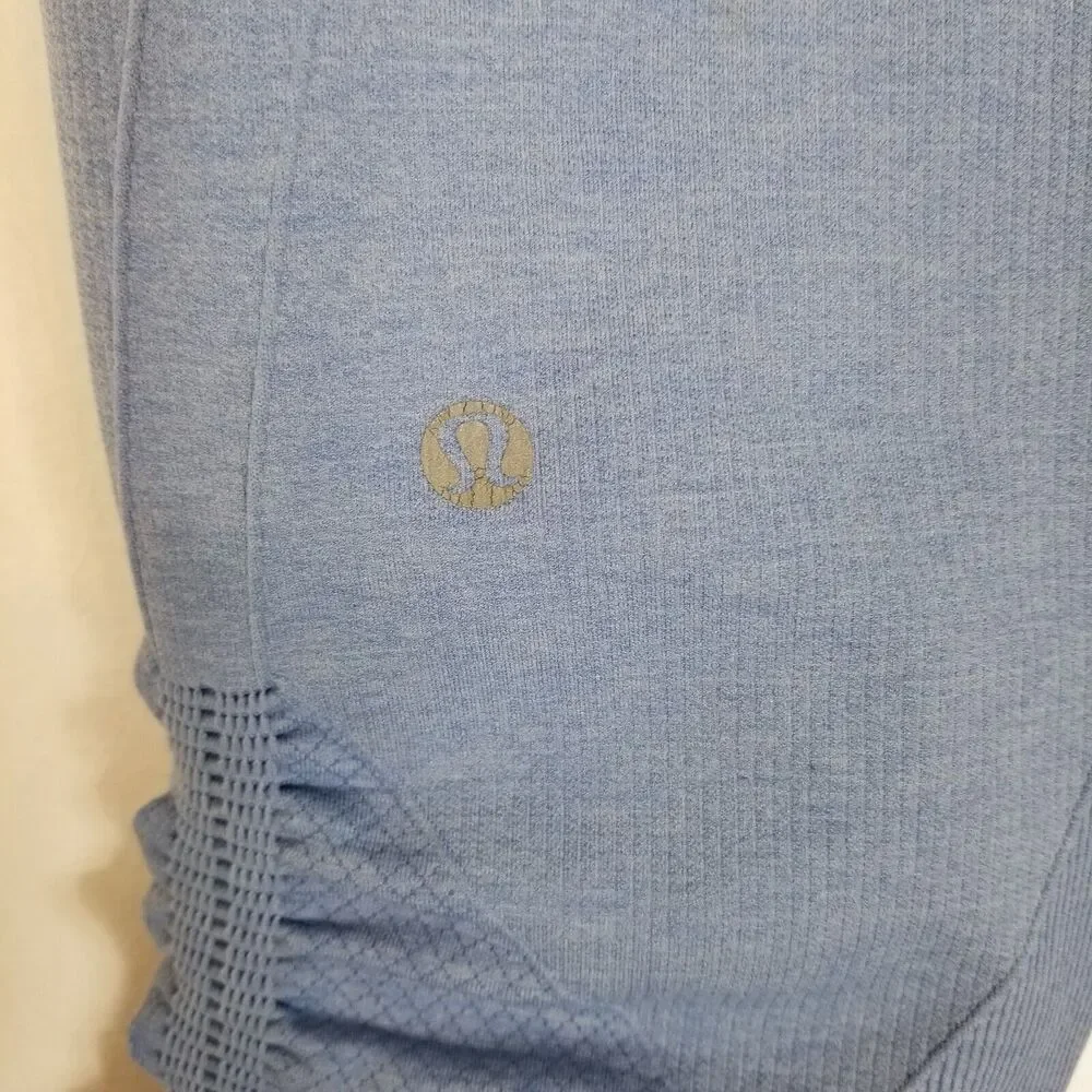 Lululemon Women's In The Flow Cropped‎ Leggings Sz 6 Blue Athletic Pants Yoga